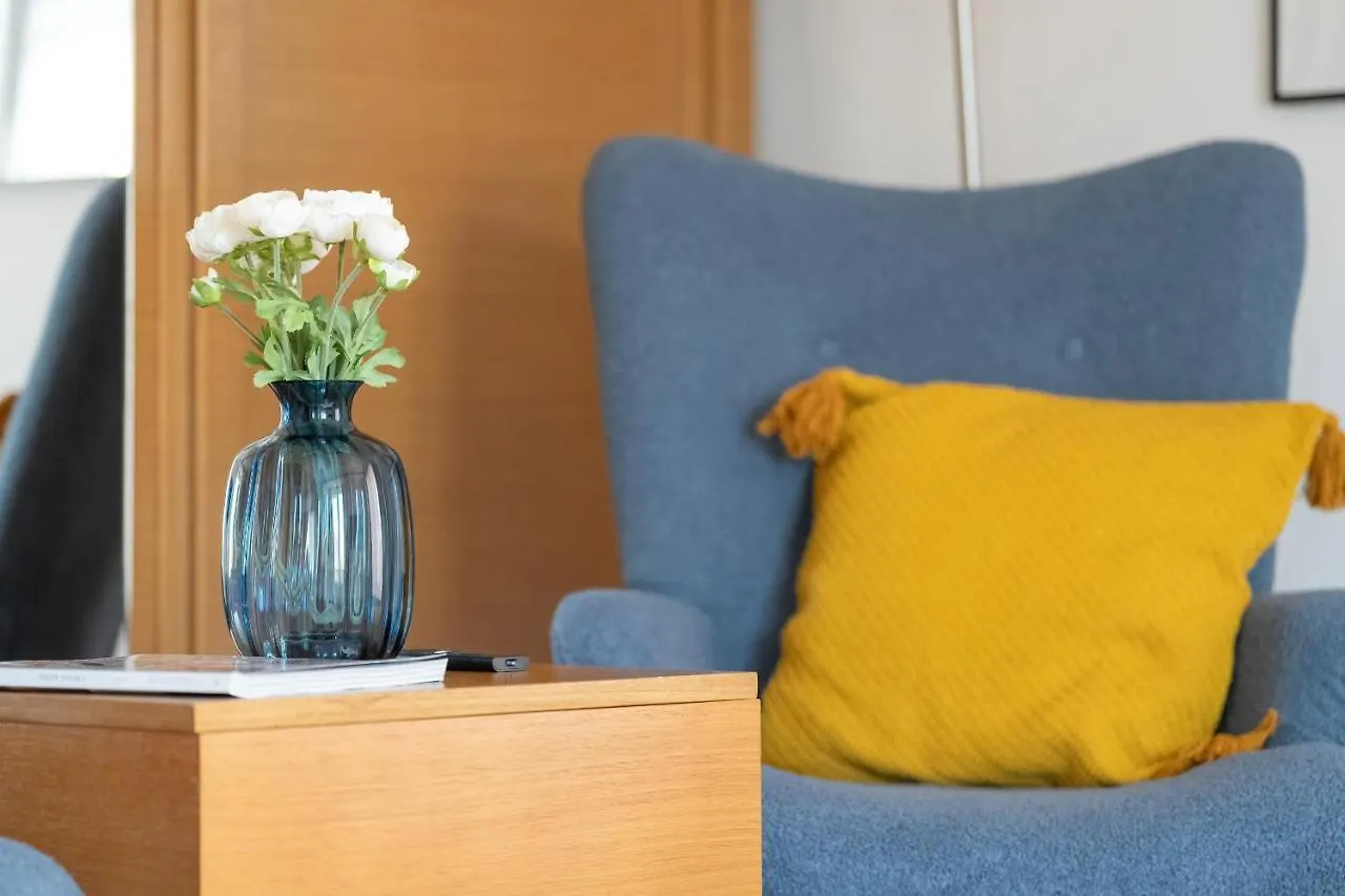 Beautiful Apartment Aleje Marcinkowskiego With Balcony By Noclegi Renters Poznań Polonia
