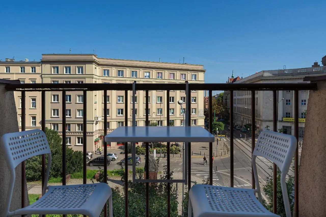Beautiful Apartment Aleje Marcinkowskiego With Balcony By Noclegi Renters Poznań