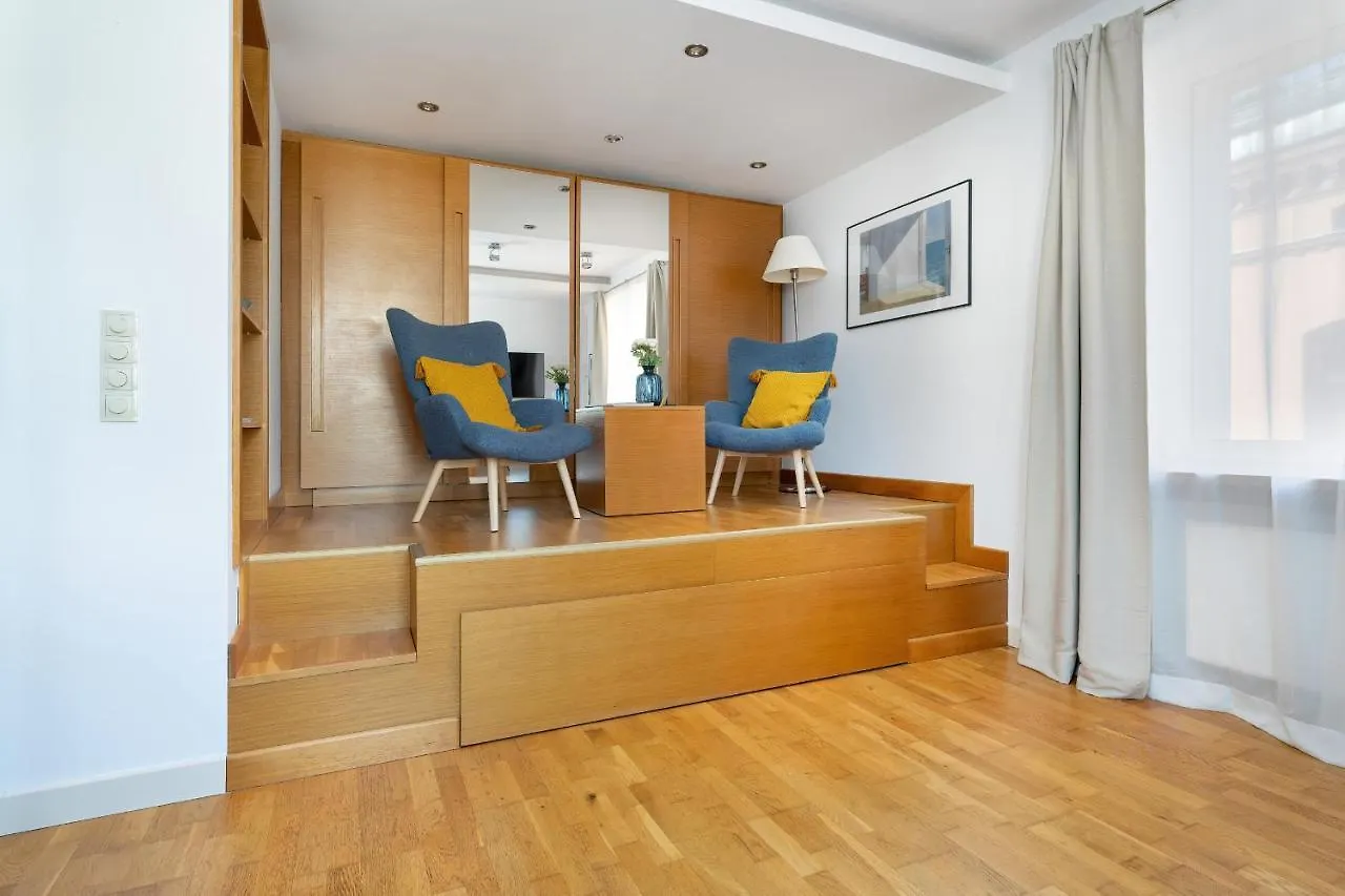 Beautiful Apartment Aleje Marcinkowskiego With Balcony By Noclegi Renters Poznań