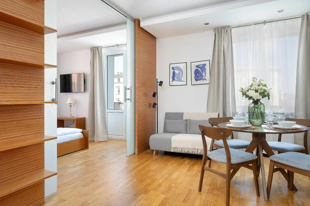 Beautiful Apartment Aleje Marcinkowskiego With Balcony By Noclegi Renters Poznań