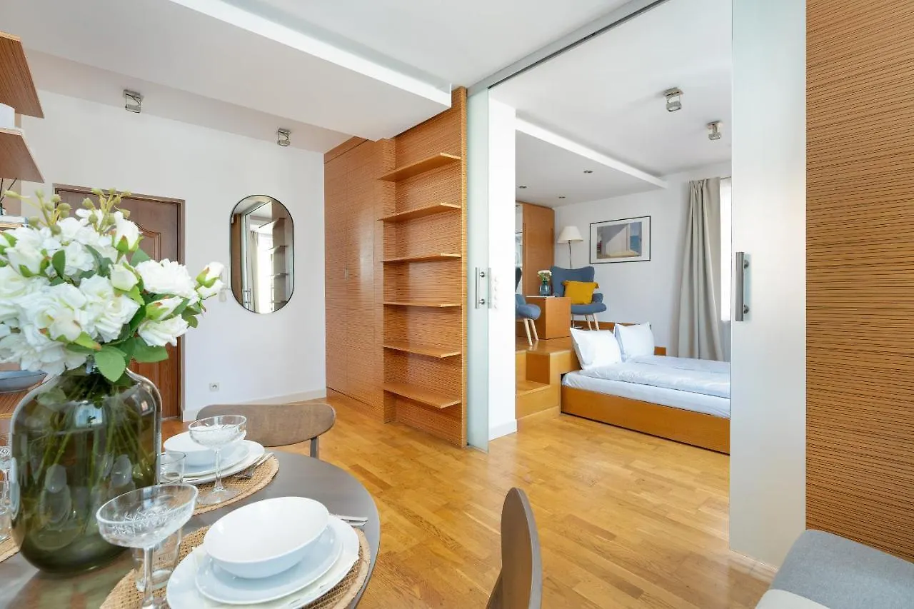 Beautiful Apartment Aleje Marcinkowskiego With Balcony By Noclegi Renters Poznań